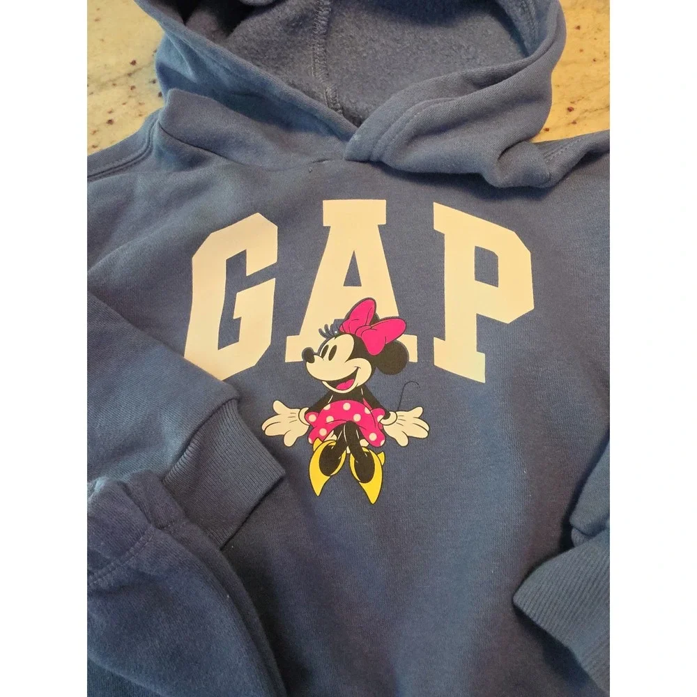 GAP disney 2t
